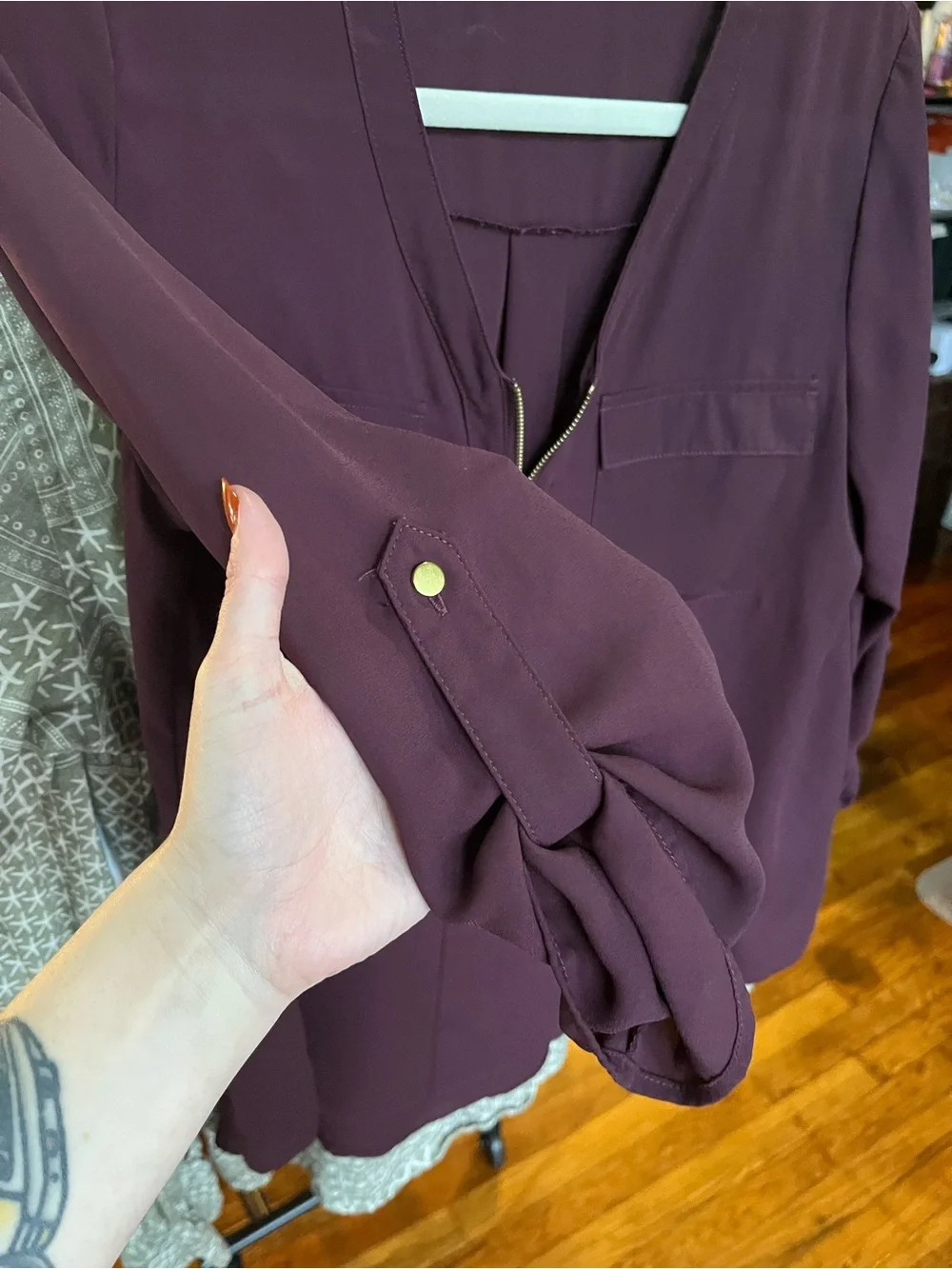 Cato Women's Plum Zip-Front Blouse - Picture 5 of 7